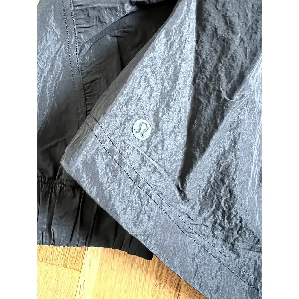 Lululemon Black Crinkle Nylon Cinchable Jacket Ruched Outdoor Drama NEW (size S) - Picture 12 of 14